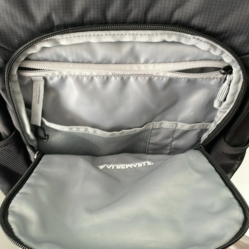 Thule Black Achiever Backpack